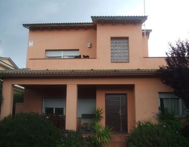 Foto contactar de Casa en venta en Santa Eulàlia de Ronçana de 4 habitaciones con garaje