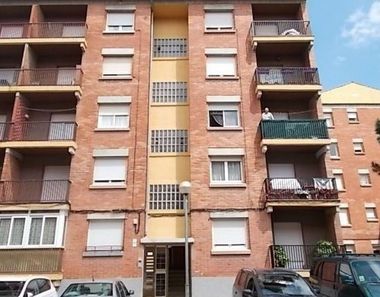 Foto contactar de Venta de piso en Estadi-Horta Vermella-Santa Anna de 3 habitaciones y 74 m²