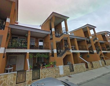 Foto contactar de Venta de piso en Orihuela ciudad de 2 habitaciones con piscina