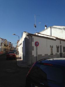 Foto contactar de Casa en venda a Villanueva de la Serena de 3 habitacions i 99 m²