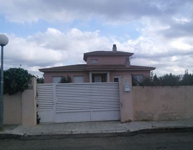 Foto contactar de Casa en venta en Alcover de 4 habitaciones con piscina