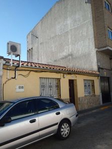 Foto contactar de Casa en venda a Patrocinio - Nueva Talavera de 3 habitacions i 55 m²