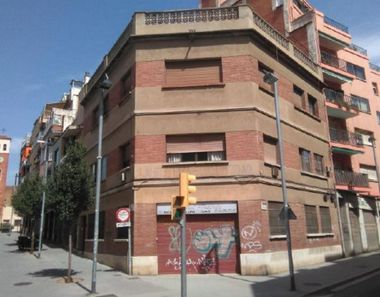 Foto contactar de Pis en venda a Sant Adrià de Besos de 3 habitacions i 108 m²