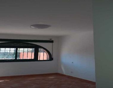 Foto contactar de Piso en venta en Casares de 2 habitaciones con terraza y balcón