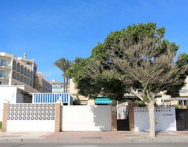 Foto 2 de Casa adosada en El Bajondilo, Torremolinos