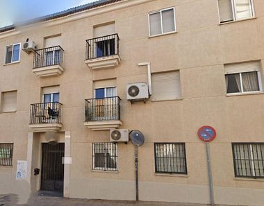 Foto contactar de Pis en lloguer a Ciudad Monumental de 4 habitacions amb balcó i calefacció