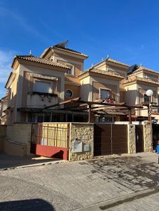 Foto 2 de Casa adossada a Arenal - La Pólvora, Dos Hermanas