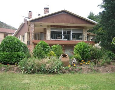 Foto 2 de Casa en Pradoluengo