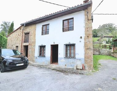 Foto 1 de Casa en calle Bo Esponzués en Corvera de Toranzo
