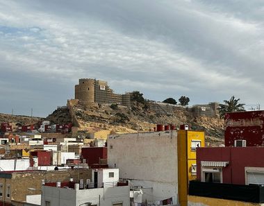 Foto 1 de Edifici a calle Valdivia, La Chanca - Pescadería, Almería