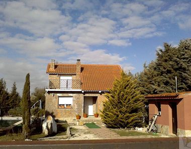 Foto contactar de Casa en venda a Eurovillas de 3 habitacions amb terrassa