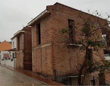 Foto 2 de Edifici a calle Cfuente del Lirio a Benahavís
