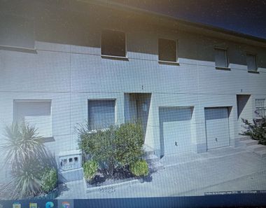 Foto contactar de Casa en venda a Albares de 3 habitacions amb terrassa i garatge