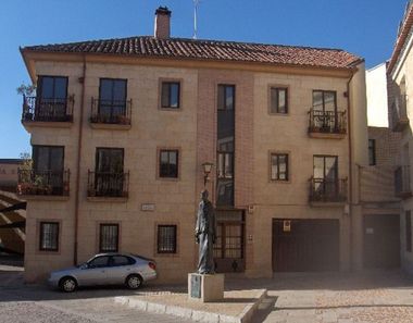 Foto 2 de Casa adossada a calle Santa Maria la Nueva a Centro - Casco Antiguo, Zamora