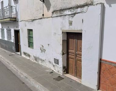 Foto 1 de Casa en calle Julián Romero en Sanlúcar la Mayor