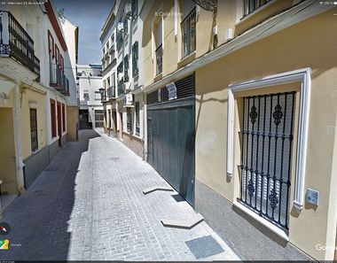 Foto 2 de Garaje en calle Flota, Triana Casco Antiguo, Sevilla