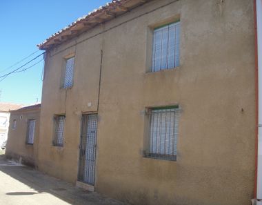 Foto 1 de Casa a calle Colinas a Quiruelas de Vidriales