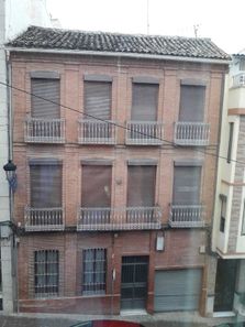 Foto contactar de Casa en venta en calle Toledo de 9 habitaciones con garaje y balcón