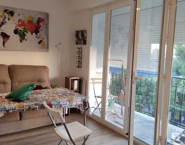 Foto 1 de Apartamento en avenida Hytasa, El Cerro, Sevilla