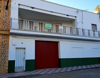 Foto contactar de Casa en venta en calle Cantarrana de 3 habitaciones con terraza y garaje