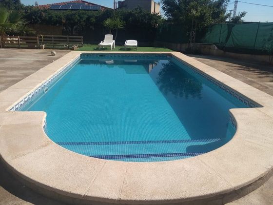 Foto 1 de Casa en venda a Polígono del Aeropuerto de 4 habitacions amb terrassa i piscina