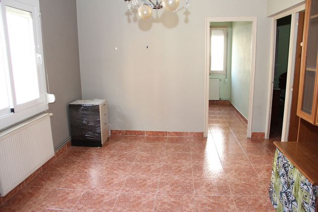 Foto 1 de Venta de piso en Poblenou - L'Olivar Gran de 3 habitaciones con calefacción