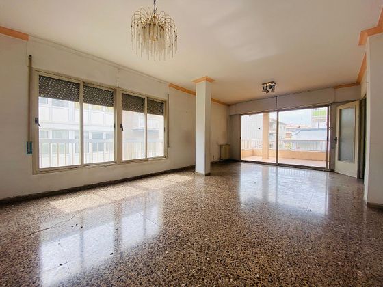 Foto 1 de Piso en venta en Centre - Figueres de 4 habitaciones con terraza y garaje