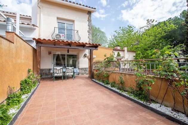 Foto 1 de Xalet en venda a Sant Andreu de Llavaneres de 3 habitacions amb terrassa i garatge