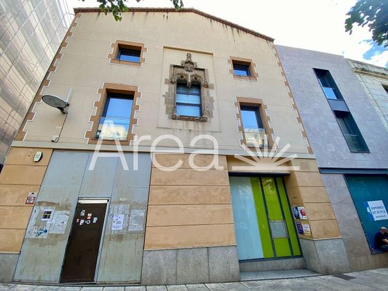 Foto 1 de Edifici en venda a calle De la Riera amb ascensor