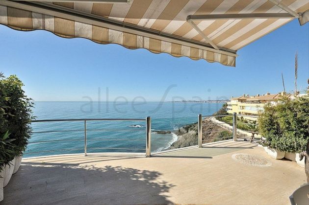 Foto 2 de Pis en venda a Torrequebrada de 3 habitacions amb terrassa i piscina