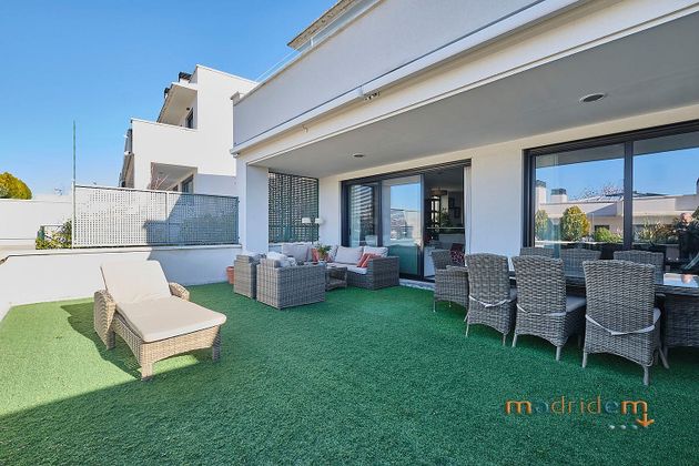 Foto 1 de Casa en venda a Valdecabaña de 5 habitacions amb terrassa i piscina