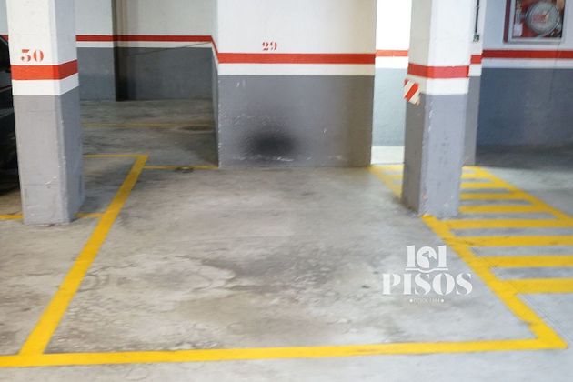 Foto 1 de Garatge en lloguer a Centre - Estació de 947 m²