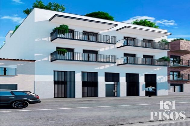 Foto 2 de Dúplex en venda a El Coll - Sant Francesc de 5 habitacions amb terrassa i piscina