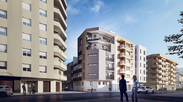 Foto 1 de Dúplex en venta en calle D'aragó de 3 habitaciones con terraza y balcón
