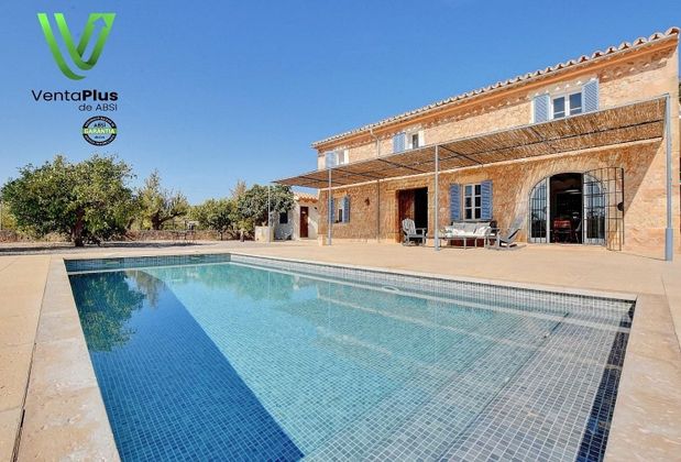 Foto 1 de Casa rural en venda a Lloseta de 3 habitacions amb terrassa i piscina