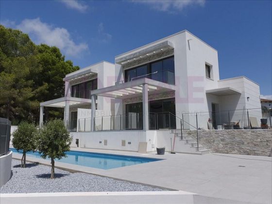 Foto 2 de Casa adosada en venta en Benimeit - Tabaira de 3 habitaciones con piscina y aire acondicionado
