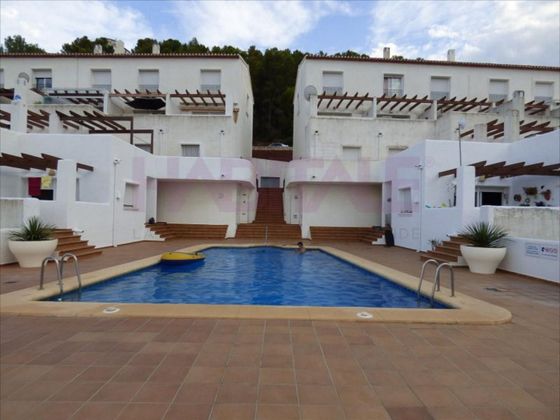 Foto 1 de Pis en venda a Pego de 2 habitacions amb terrassa i piscina