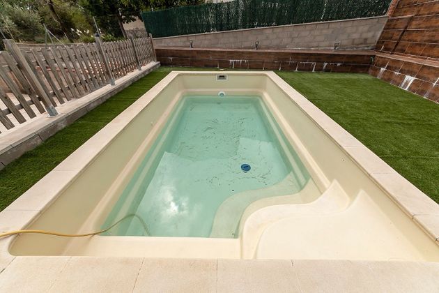 Foto 2 de Xalet en venda a Piera de 3 habitacions amb piscina i garatge