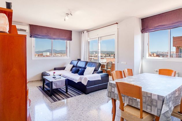 Foto 1 de Pis en venda a calle Puig del Ravell de 3 habitacions amb garatge i balcó
