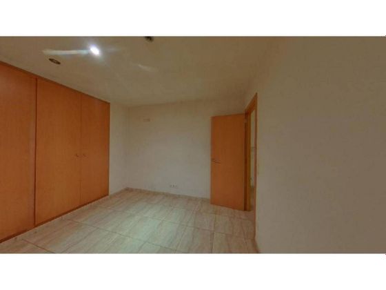 Foto 2 de Venta de piso en Ulldecona de 1 habitación y 60 m²