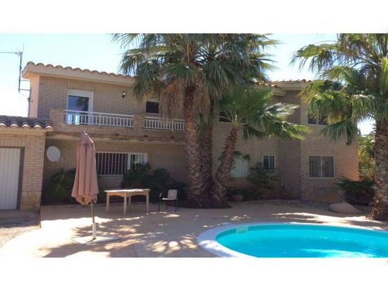 Foto 1 de Casa en venda a Deltebre de 7 habitacions amb terrassa i piscina