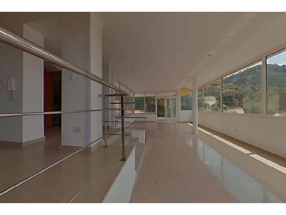 Foto 2 de Casa en venda a Urbanitzacions del nord de 3 habitacions amb terrassa i piscina