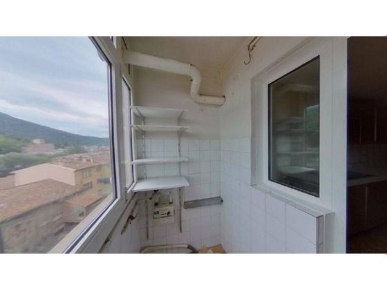 Foto 1 de Piso en venta en Ripoll de 4 habitaciones con terraza y calefacción