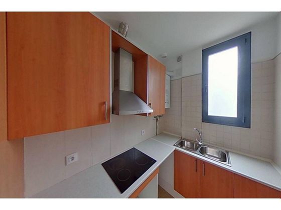 Foto 2 de Pis en venda a Semicentre de 3 habitacions amb balcó i calefacció