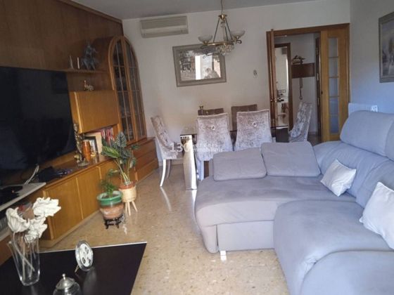 Foto 2 de Casa en venda a Olesa de Montserrat de 4 habitacions amb terrassa i garatge
