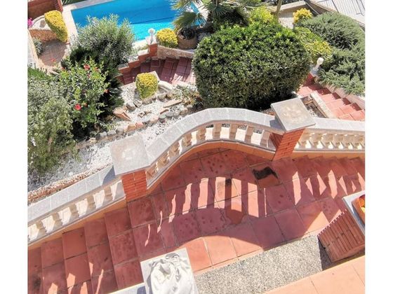 Foto 2 de Casa en venta en Santa Susanna de 5 habitaciones con terraza y piscina