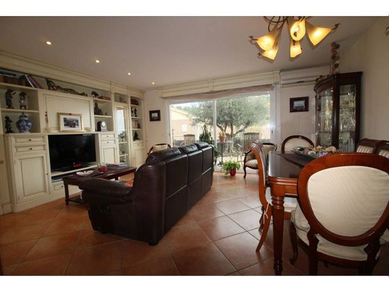 Foto 2 de Casa en venta en Pinemar-Can Cornet de 3 habitaciones con terraza y piscina
