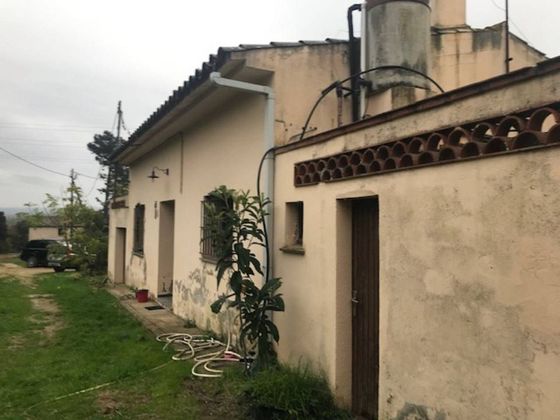 Foto 2 de Casa rural en venta en Llagostera de 3 habitaciones con jardín y calefacción
