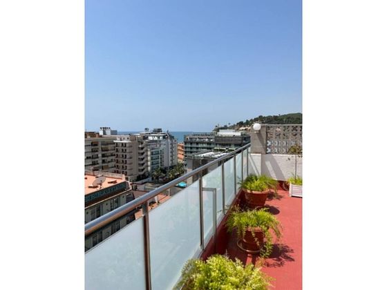 Foto 1 de Àtic en venda a calle De Capaspre de 2 habitacions amb terrassa i aire acondicionat