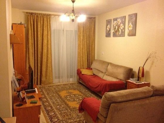 Foto 1 de Piso en venta en Alhama de Murcia de 2 habitaciones con garaje y aire acondicionado